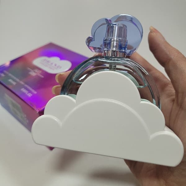 عطر مینی زنانه برند کالکشن کد 295 مدل آریانا گرند کلود — تصویر ۴