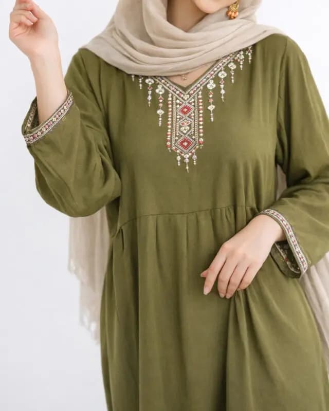 ساحلی نخی طرح مایا 7352 — تصویر ۳
