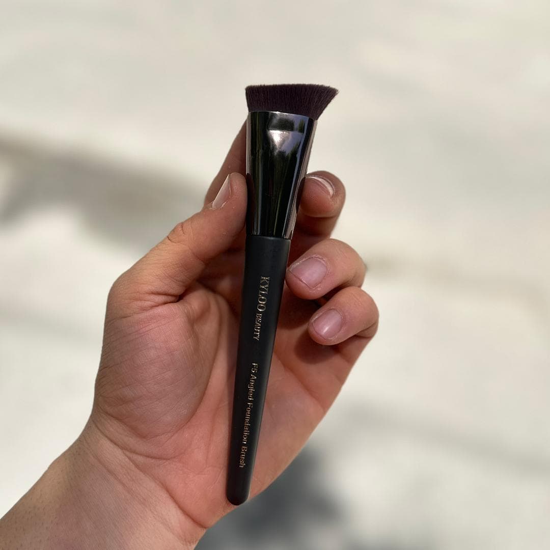 براش فونداسیون F5 کایلو بیوتی — تصویر ۲