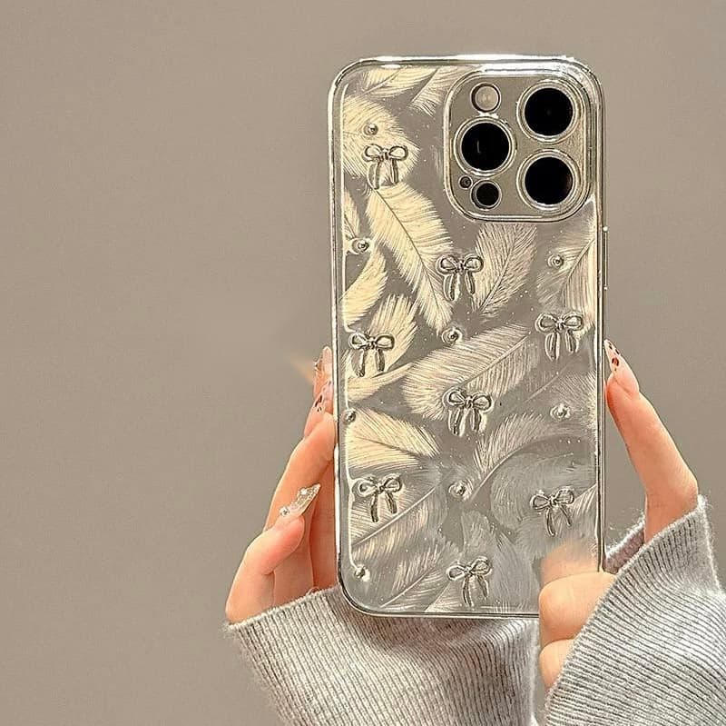 قاب پر و پاپیون ایفون 13pro max