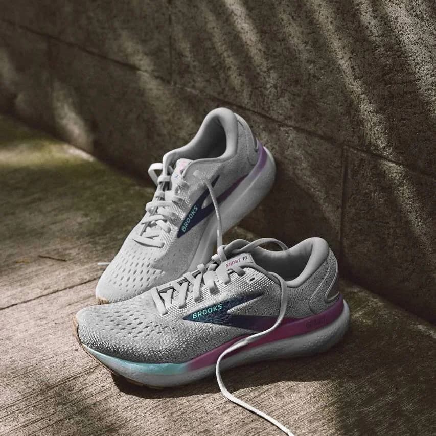 کتونی پیاده روی بروکس brooks ghost 16 — تصویر ۴