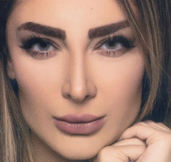 لنز طبی رنگی سالانه منفی Morning Festival Gray Tone 1 — تصویر ۲