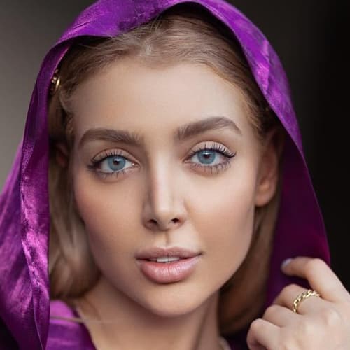 لنز طبی رنگی بیبی بلو شیخ (Sheikh Beauty baby blue) — تصویر ۳