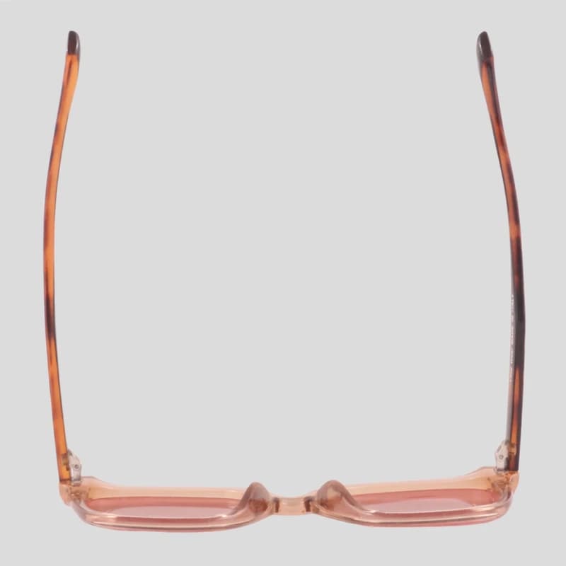 عینک آفتابی زنانه لاو ور مدل CT3715-C9 — تصویر ۴