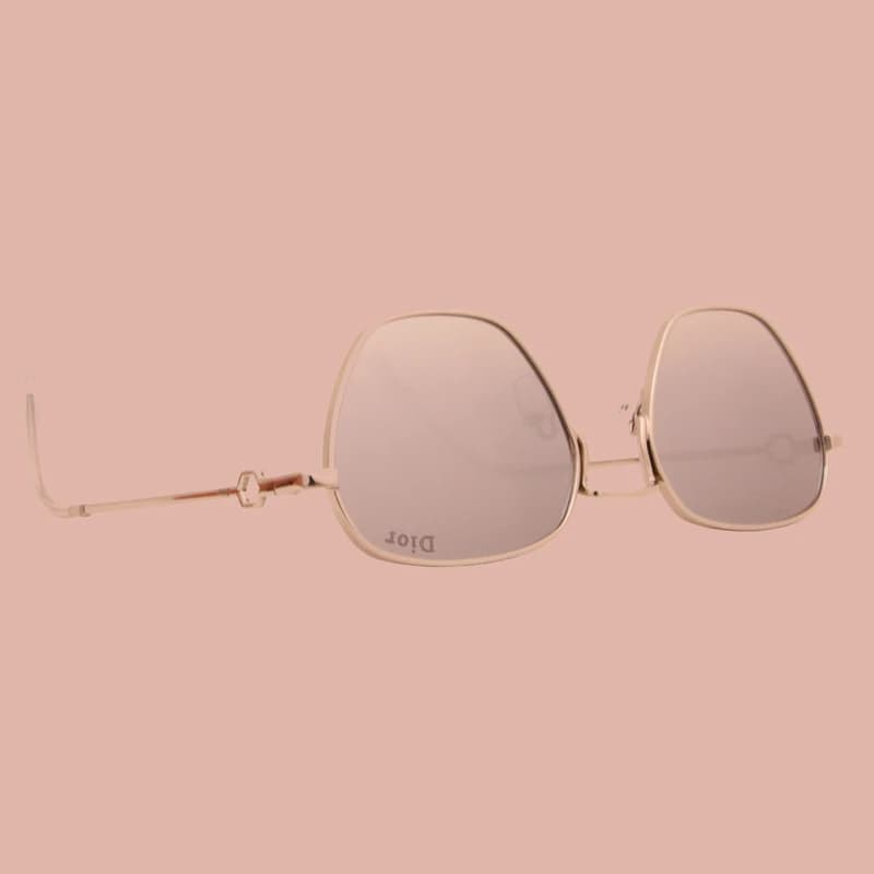 عینک آفتابی زنانه طرح دیور مدل MERCURY1 LUX — تصویر ۵