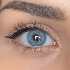 لنز رنگی پرمیوم بلو لابلا (Labella Premium Blue) — تصویر ۲