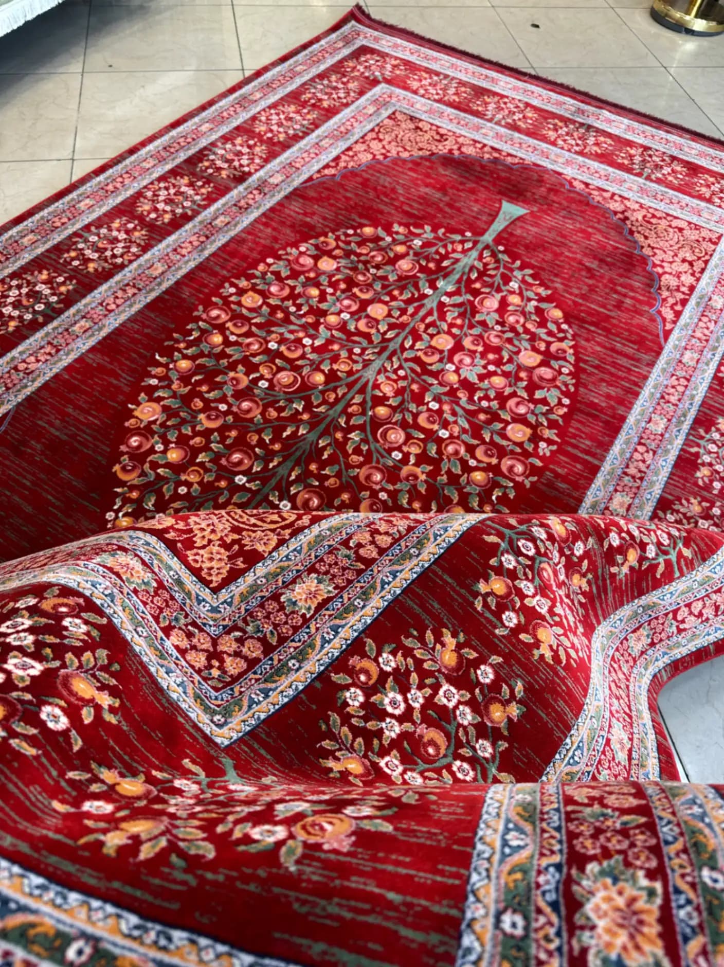 فرش طرح باغ انار لاکی کد Lk — تصویر ۵