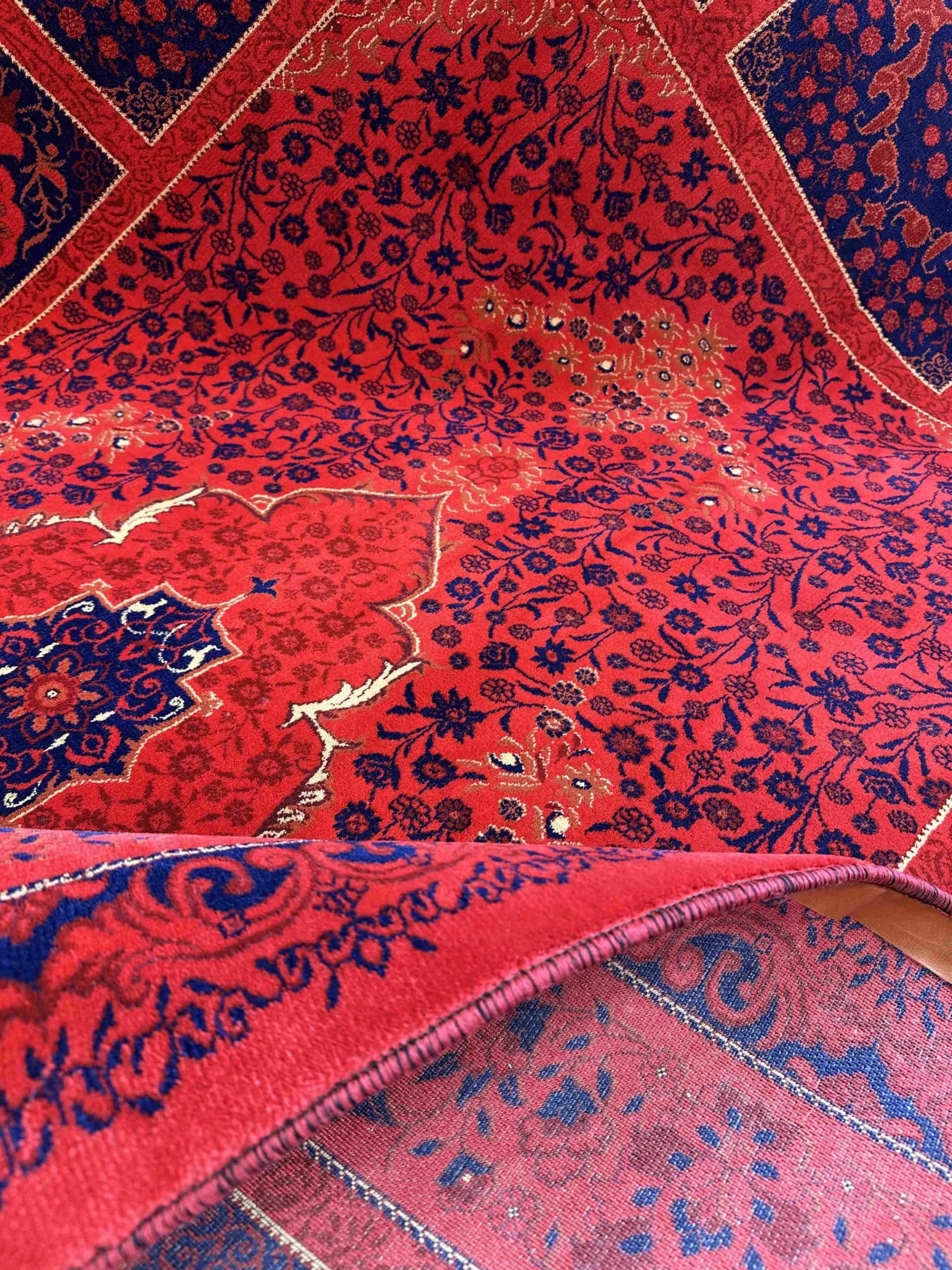 فرش طرح کتیبه لاکی شیوا — تصویر ۱۲