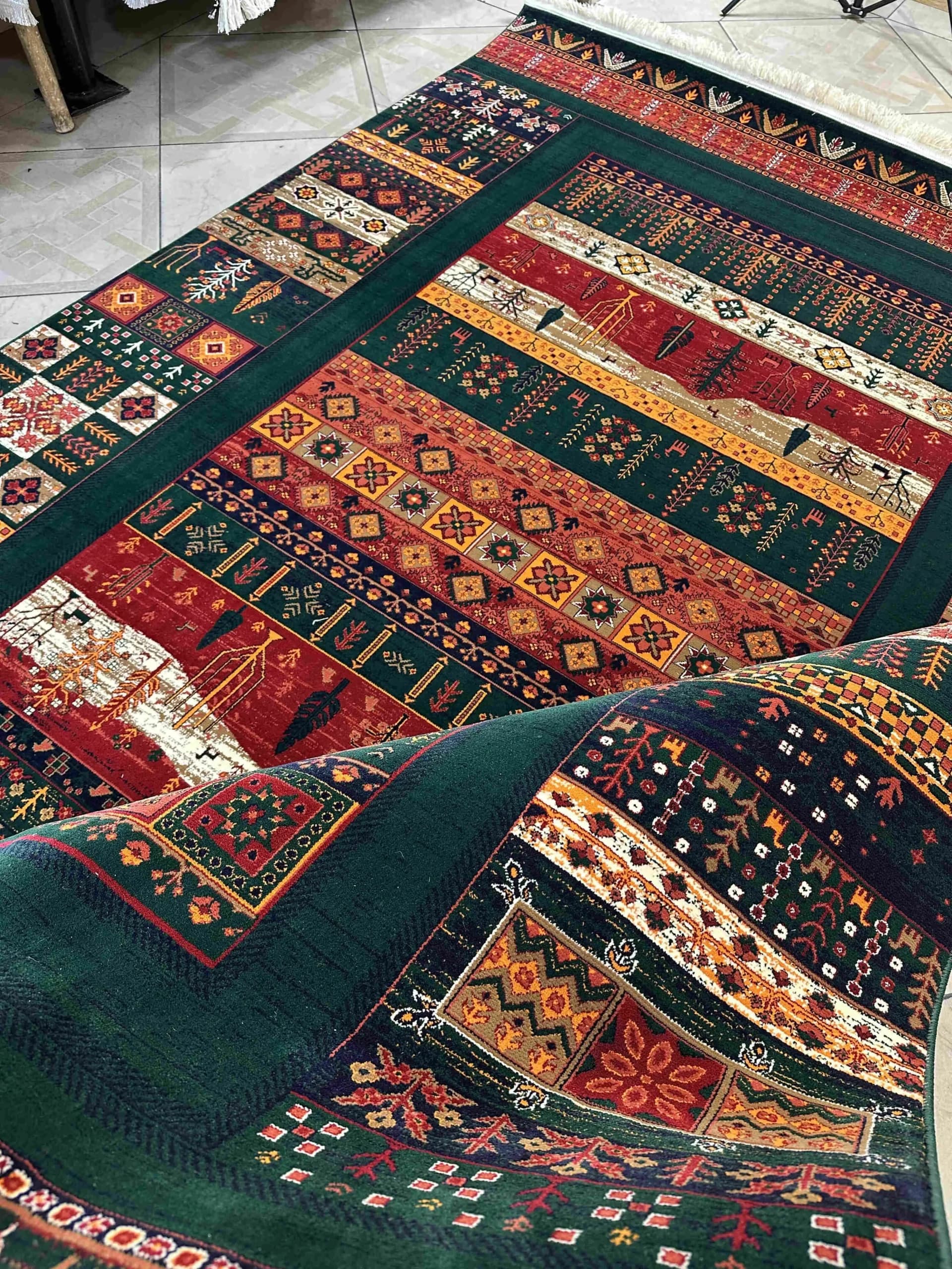 فرش طرح درختی سبز شیوا — تصویر ۱۱