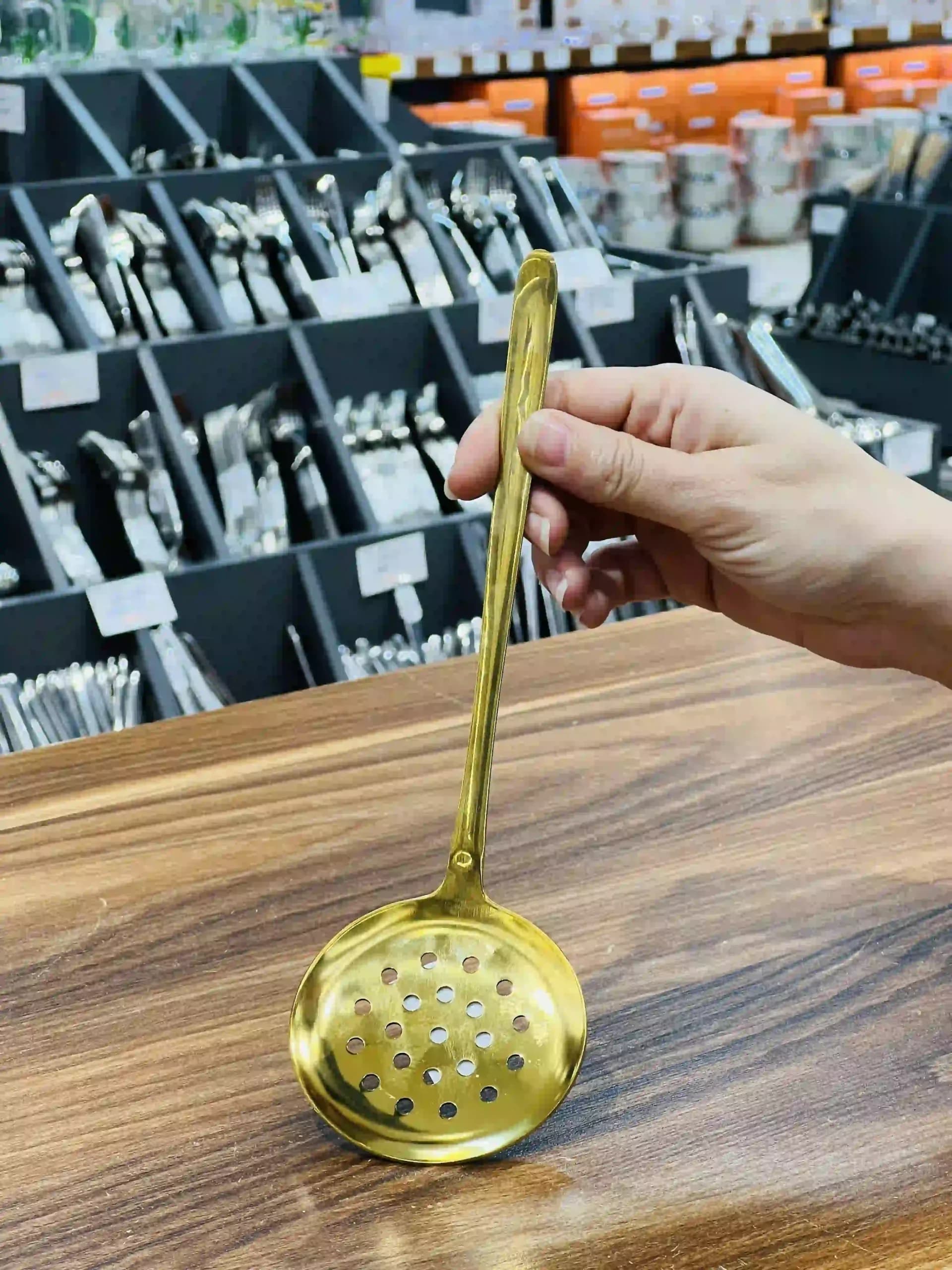 کفگیر سوراخدار یونیک 2401 GOLD — تصویر ۲