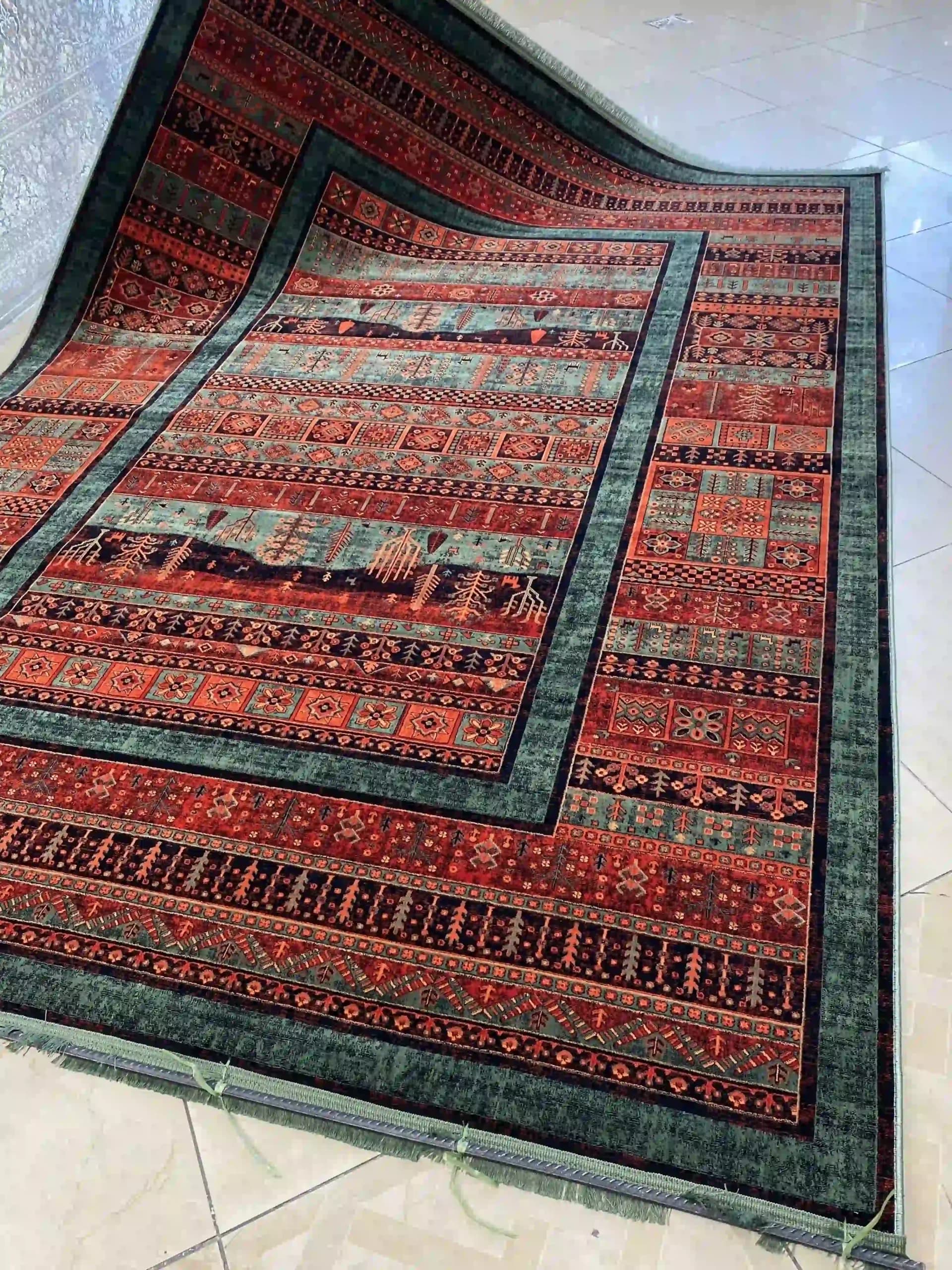 فرش کتیبه سبز مدل HM5107B — تصویر ۲