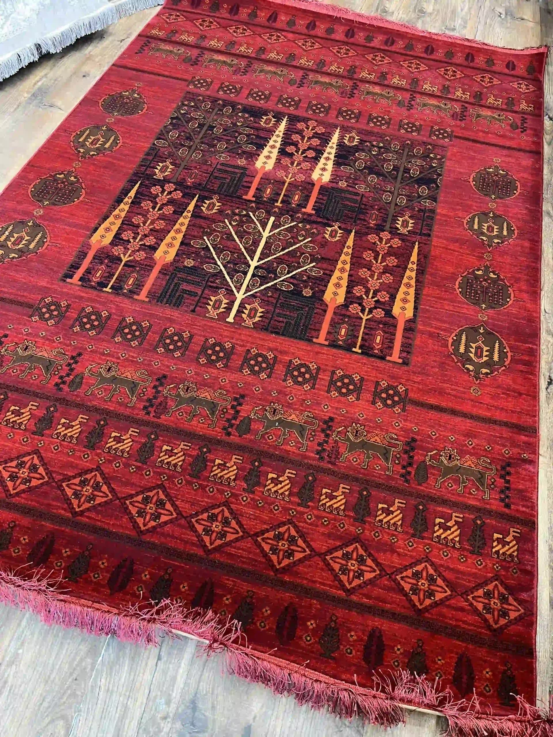 فرش سنتی لاکی مدل درختی — تصویر ۴