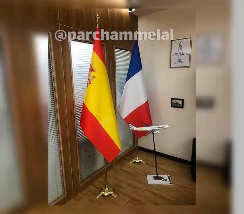 پرچم تشریفات لمینتی مات — تصویر ۴