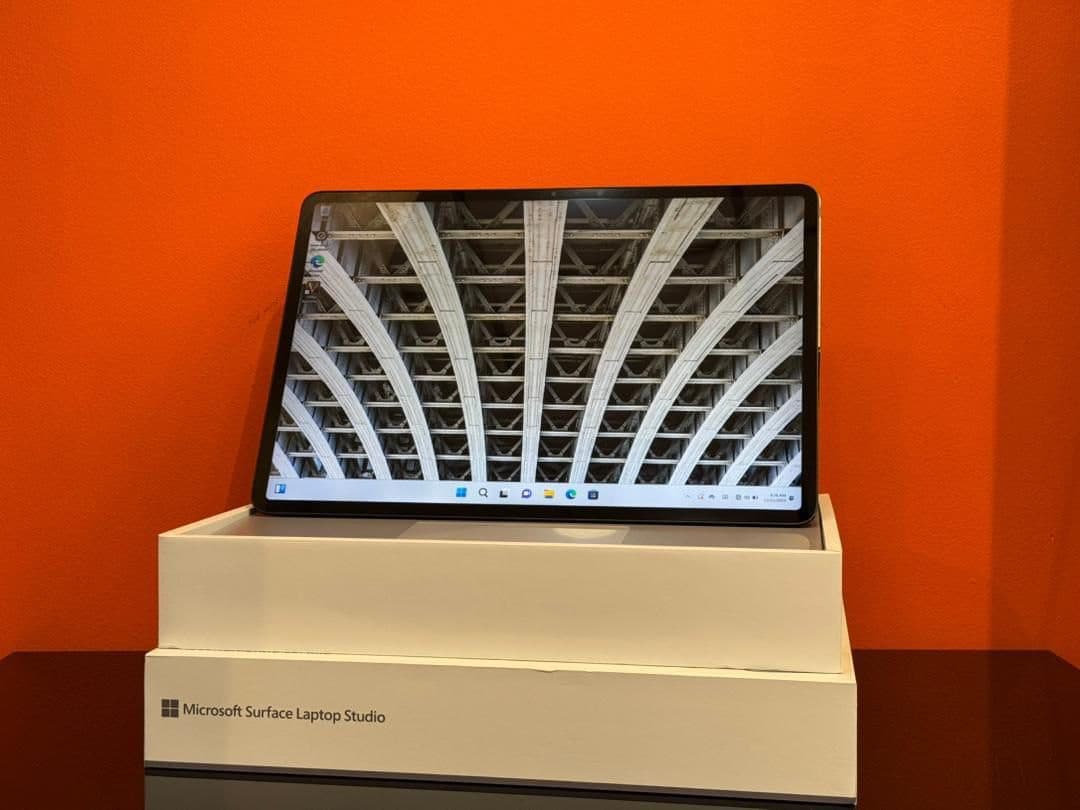 مایکروسافت Surface Laptop Studio 1 پردازنده Core i711370H رم 16GB حافظه 512GB گرافیک RTX 3050 4G لپ تاپ 14.4 اینچی | پلمپ — تصویر ۶