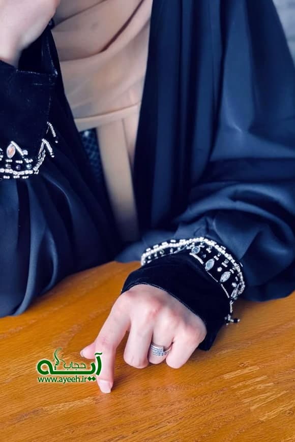 چادر جواهر دوزی شده طرح زمرد-پارچه ویکتوریا — تصویر ۳