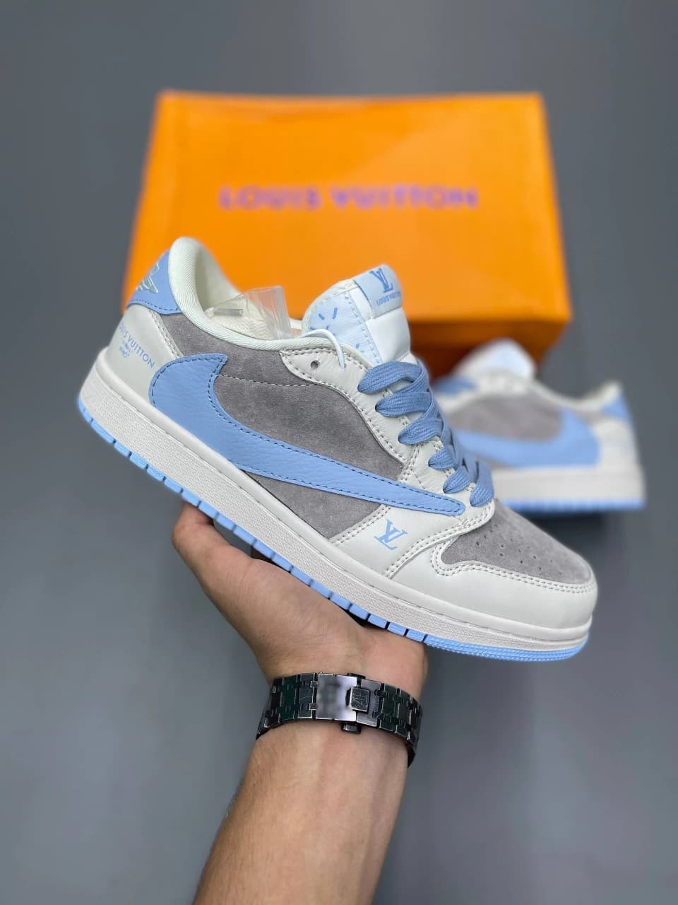 نایک ایر جردن وان لو تراویس اسکات لویی ویتون NIKE AIR JORDAN 1 LOW TRAVIS SCOTT X LOUIS VUITTON — تصویر ۱۲
