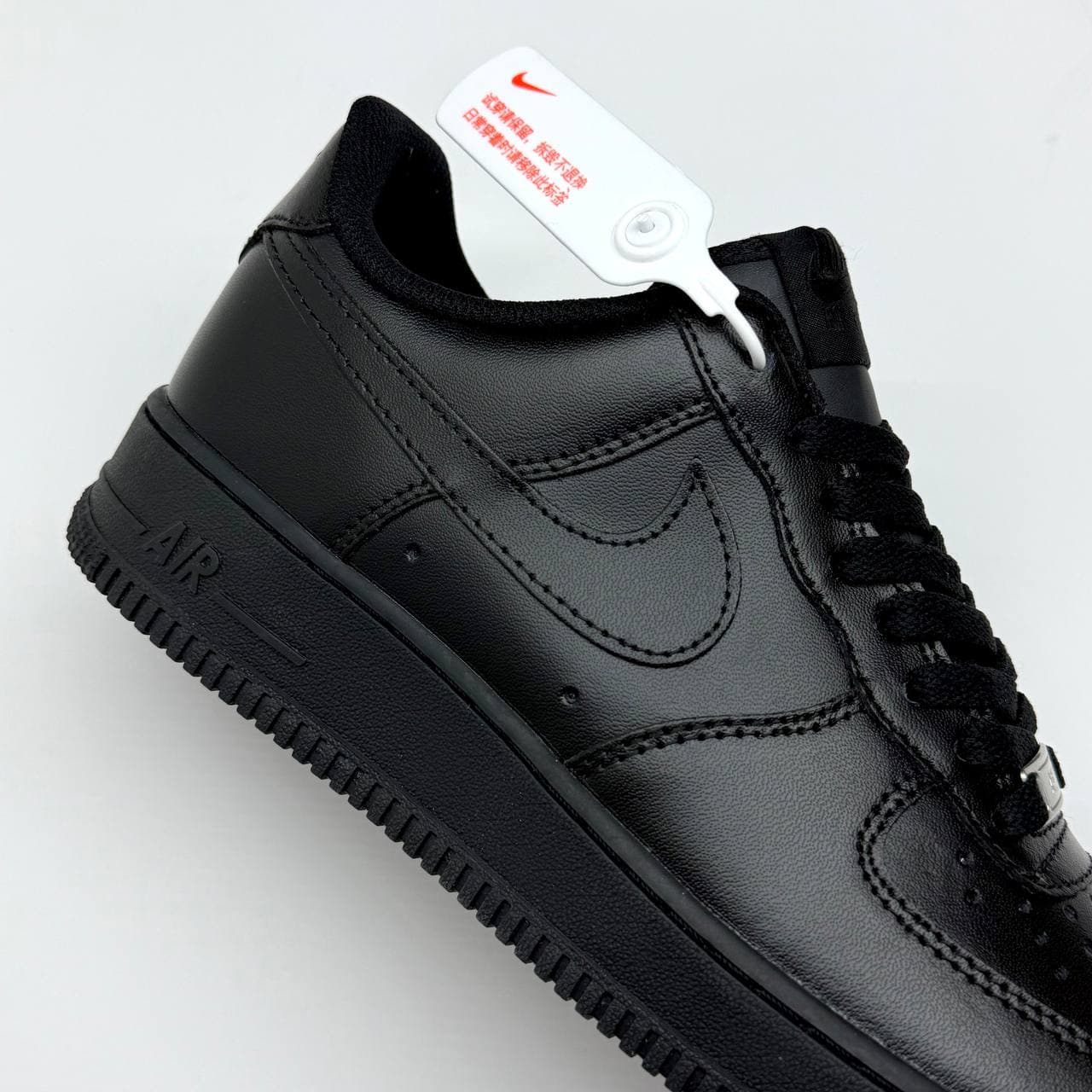 نایک ایرفورس وان مشکی NIKE AIR FORCE 1 — تصویر ۳