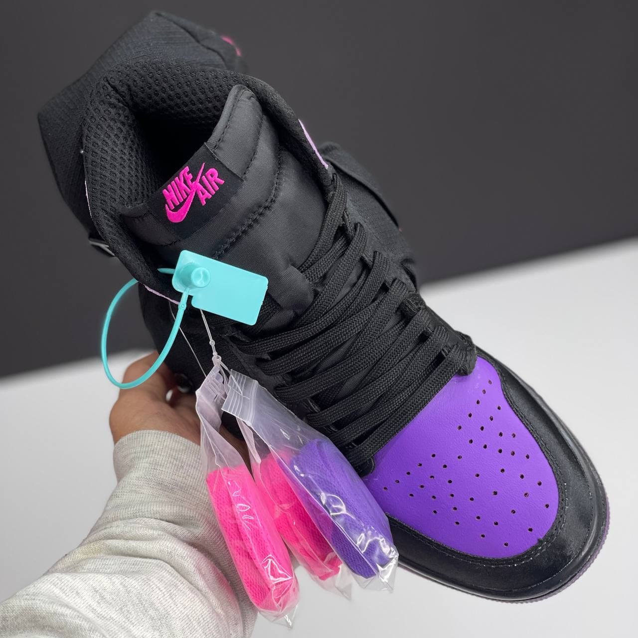 نایک ایر جردن وان ساقدار اسپایدرمن NIKE AIR JORDAN 1 HIGH UTILITYSTASH SPIDER-VERESE — تصویر ۲
