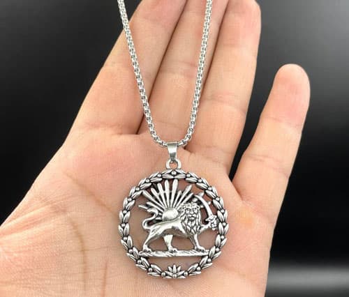 گردنبند آریا مهر