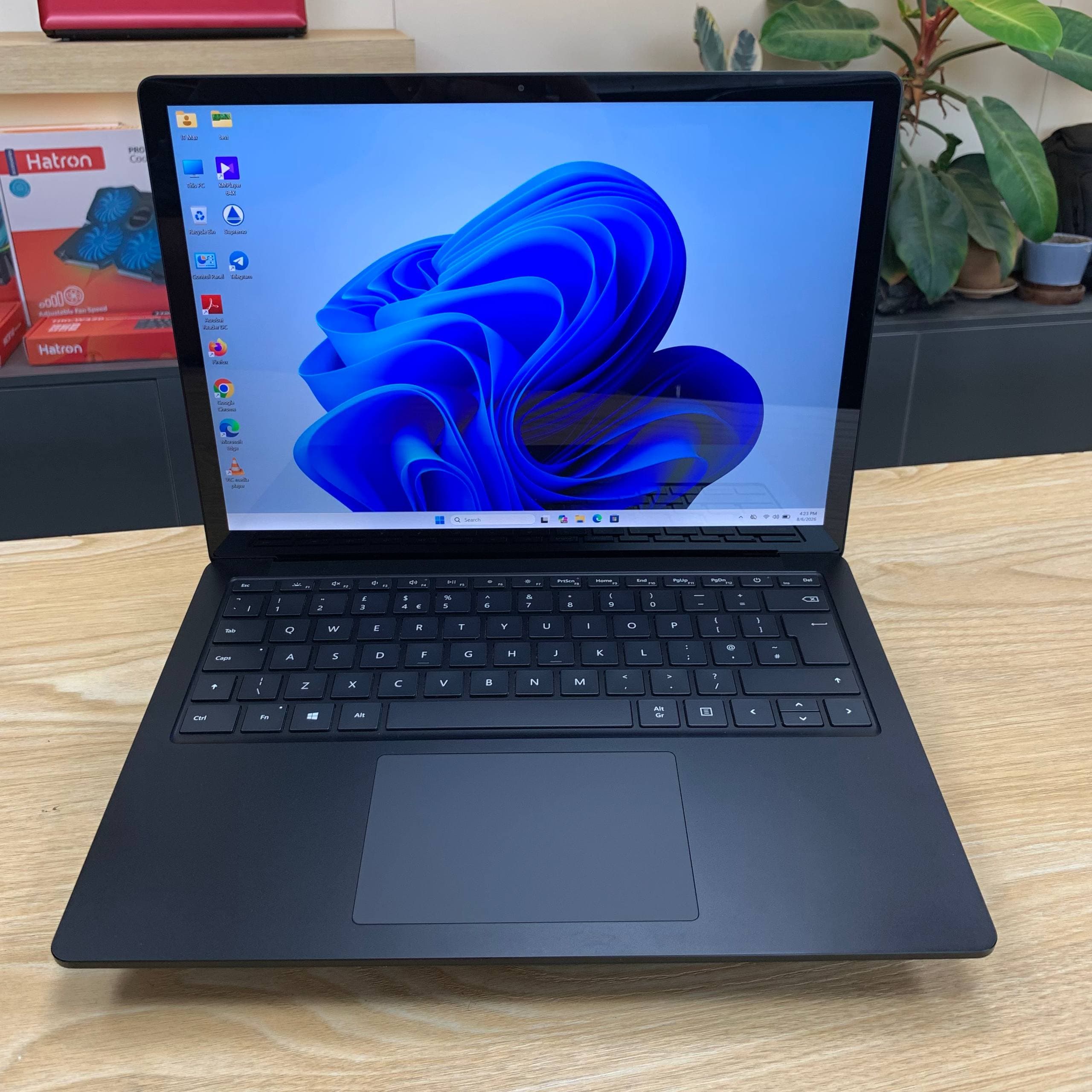 لپ تاپ مایکروسافت مدل Surface Laptop 4 Ci5 1145g7 16GB 256SSD