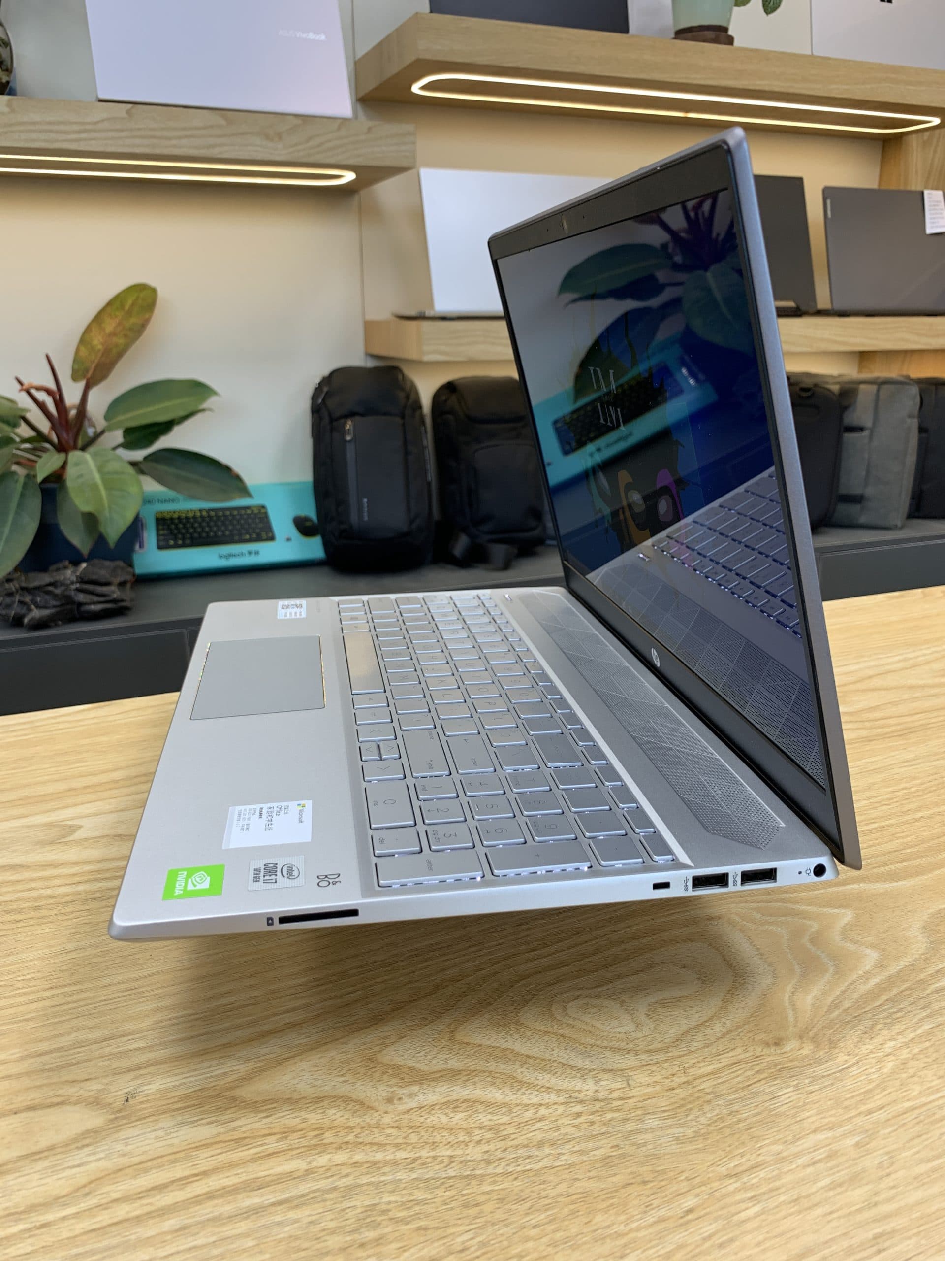 لپ تاپ اچ پی مدل HP Pavilion 15-CS3030TX CI7 1065G7 16GB 1000SSD — تصویر ۷