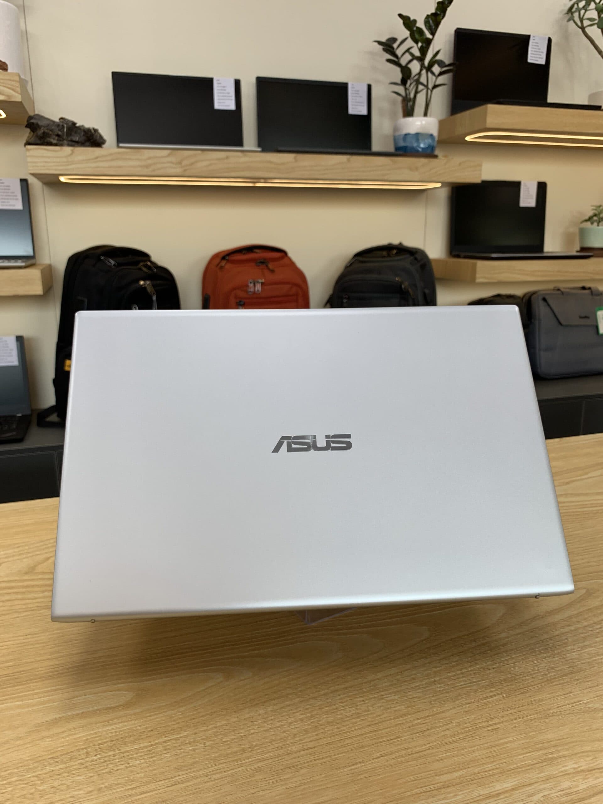 لپ تاپ ایسوس مدل Asus VivoBook V5000JP CI5 1035G1 8G 512SSD — تصویر ۸