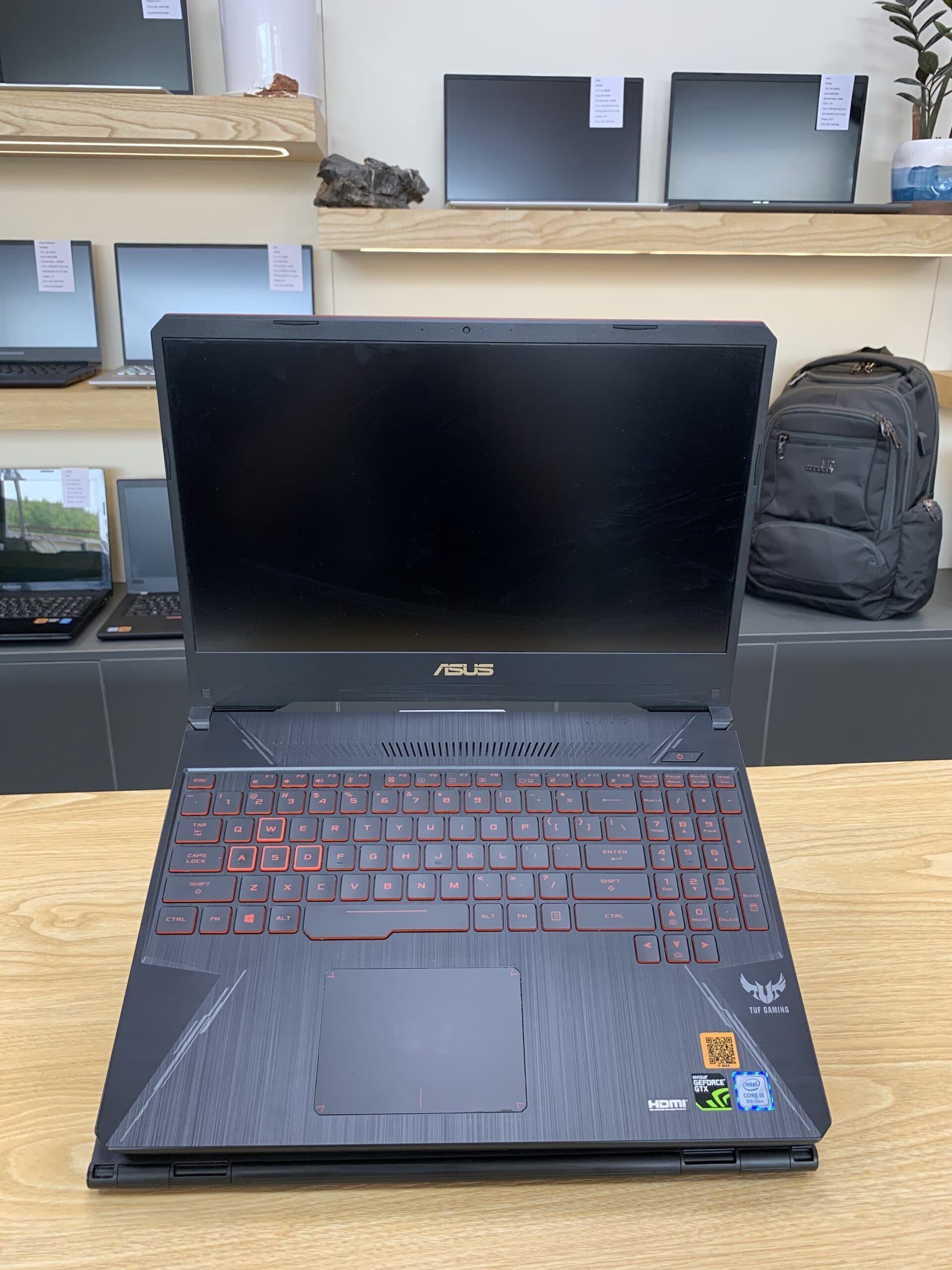 لپ تاپ ایسوس مدل Asus TUF FX86FE i5 8300H 16G 512SSD — تصویر ۵