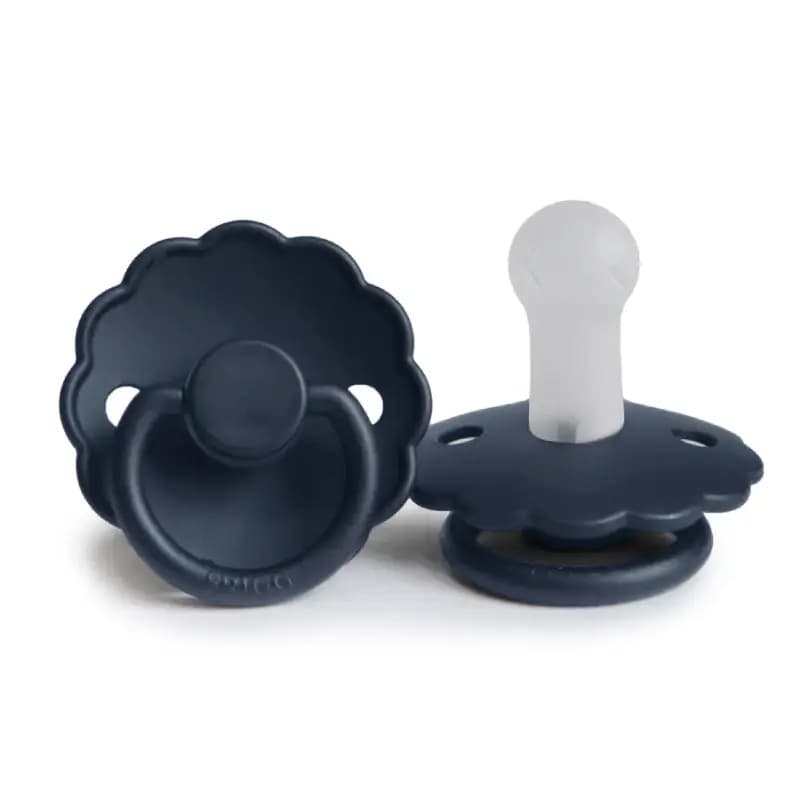 پستانک فریگ سیلیکونی گلبرگی سایز 2 رنگ Dark Navy (سرمه ای) — تصویر ۲
