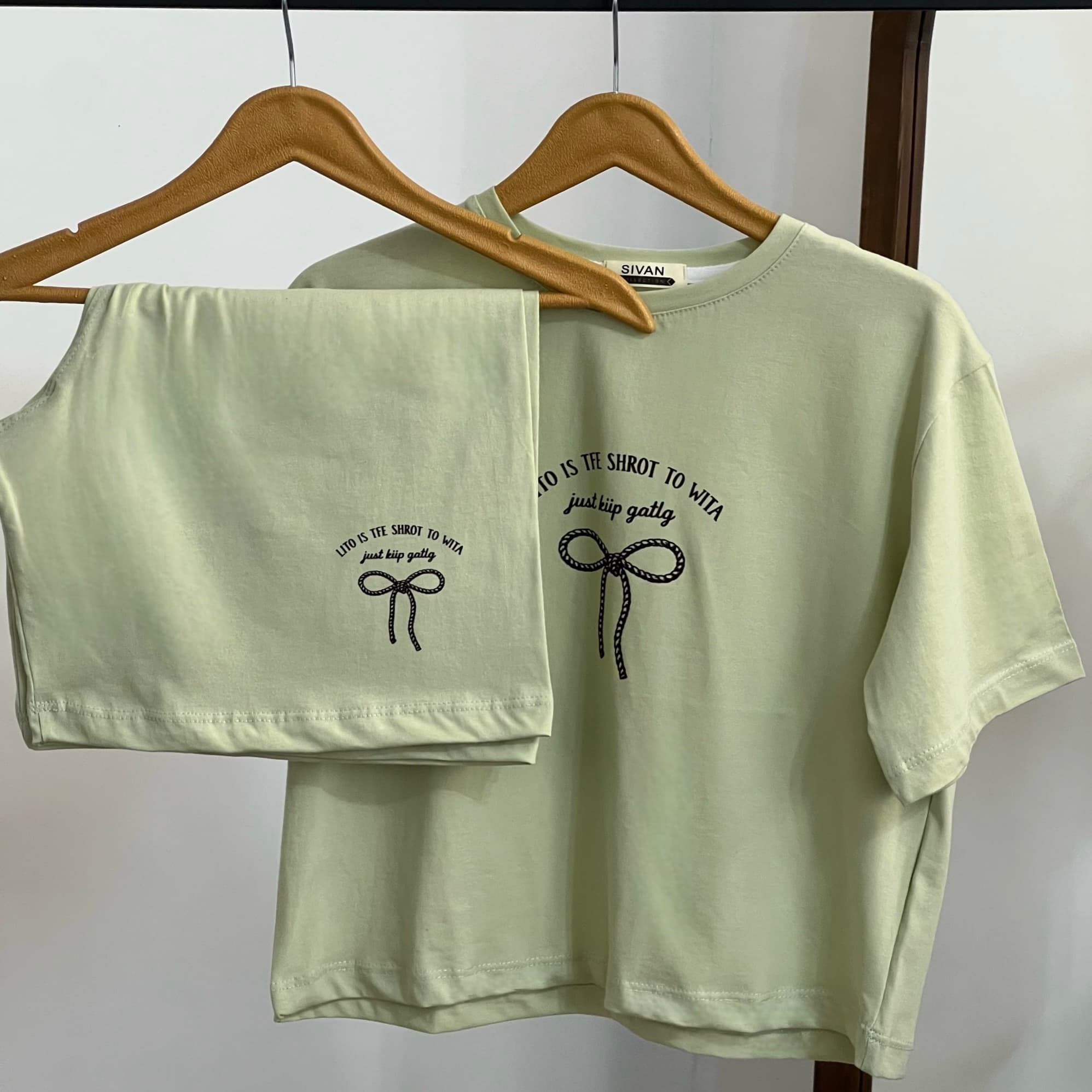 تاپ و شلوارک راحتی زنانه پنبه کد ۱۰۹۵۶