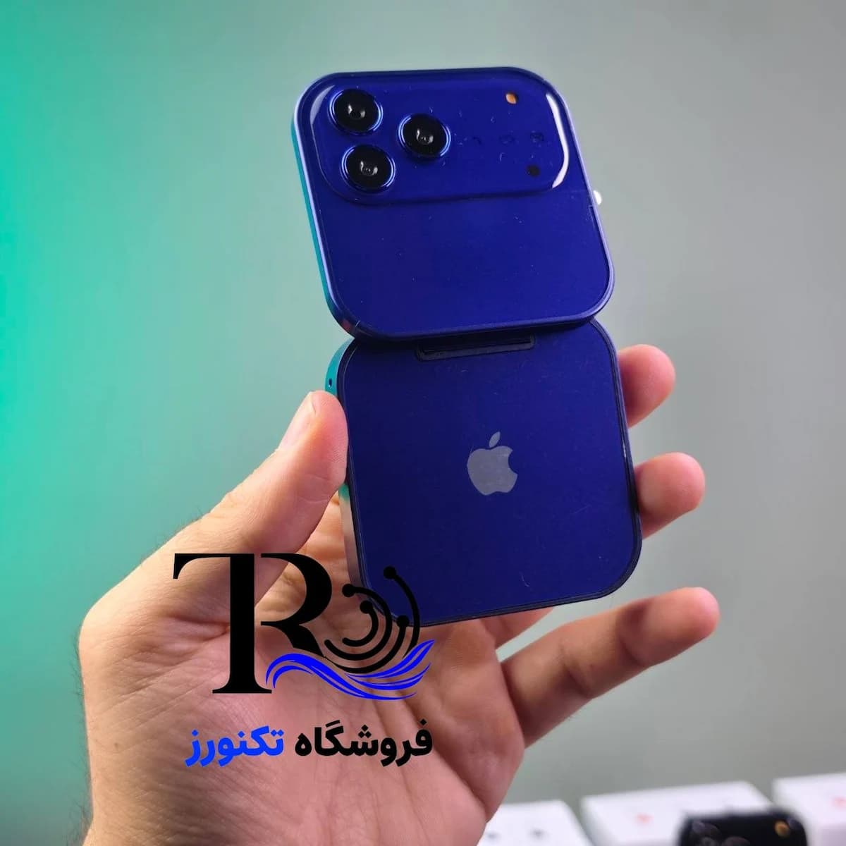 گوشی تاشو مینی طرح ایفون ۱۷ — تصویر ۱۱