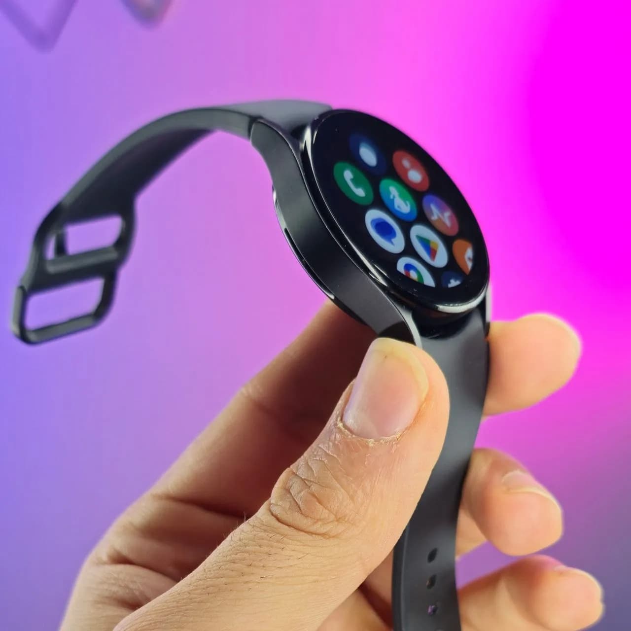 ساعت هوشمند سامسونگ مدل Galaxy Watch4 44mm بند سیلیکونی (کارکرده)) — تصویر ۳