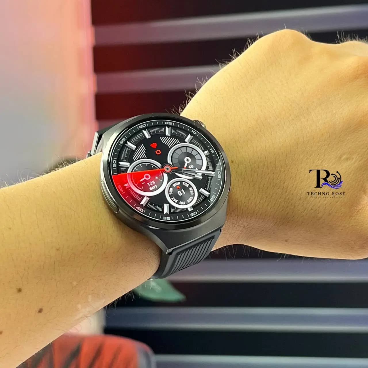 ساعت هوشمند سیمکارت خور VP30 — تصویر ۲