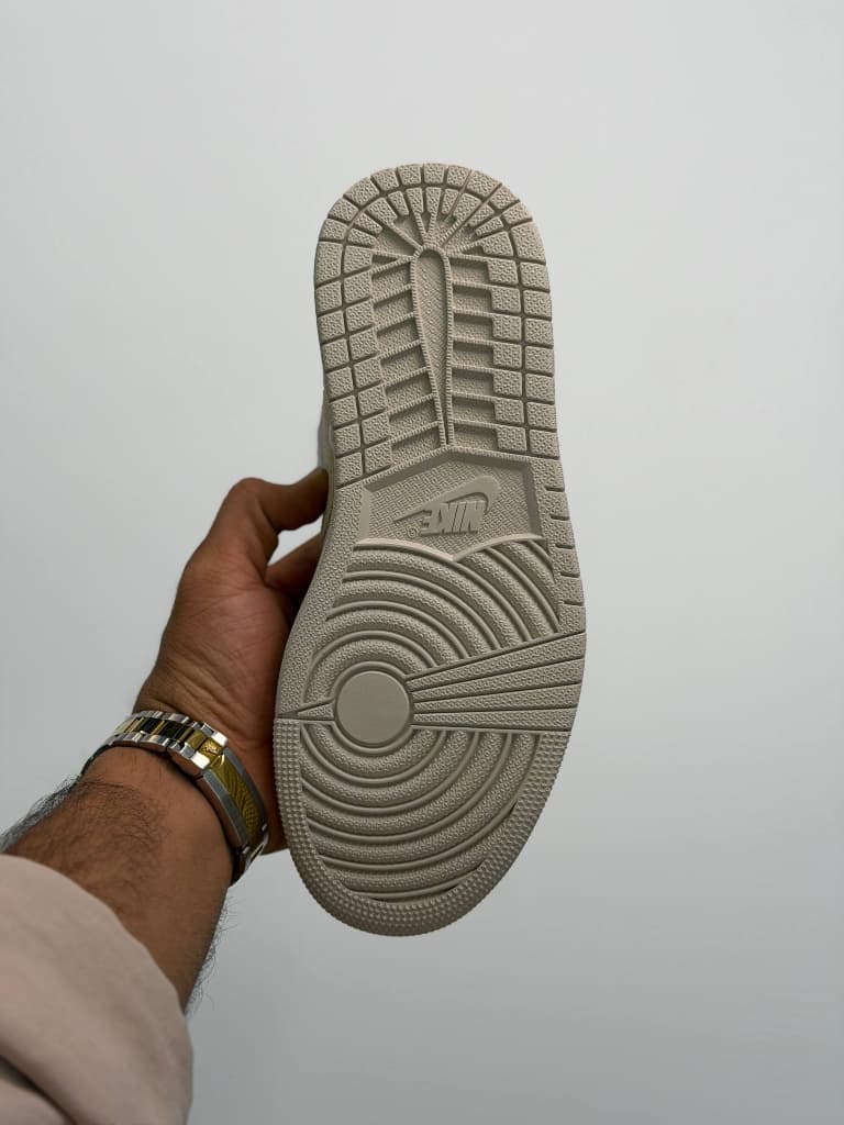 کتونی دخترانه نایکی جردن وان nike Jordan 1 — تصویر ۵
