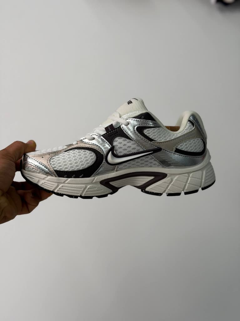 کتونی دخترانه نایکی وی فایو کا nike v5k — تصویر ۳