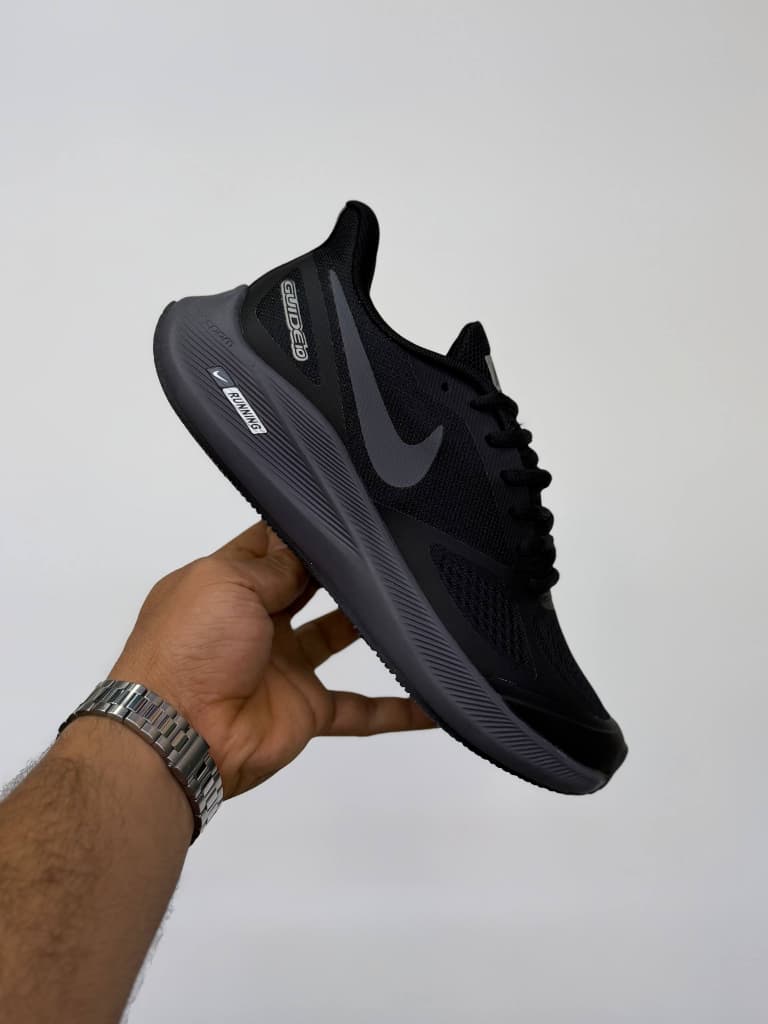 کتونی دخترانه و پسرانه نایکی گاید 10 nike zoom guide 10