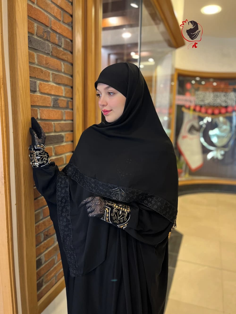 روسری مشکی مجلسی دانتل گل