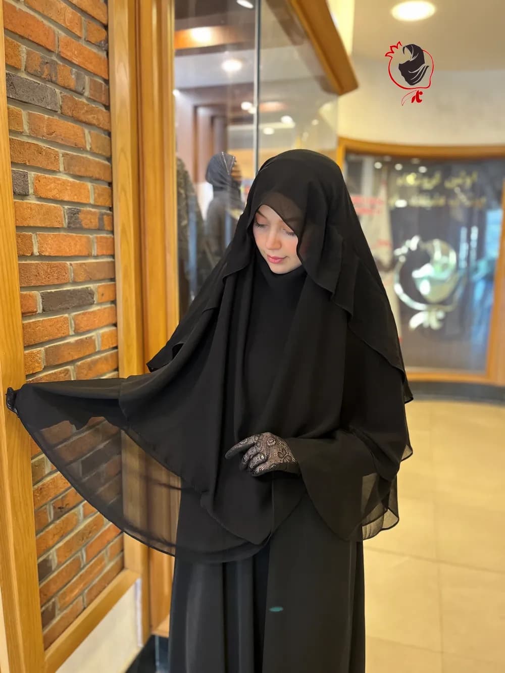 خمار دولایه شالدار مشکی — تصویر ۴