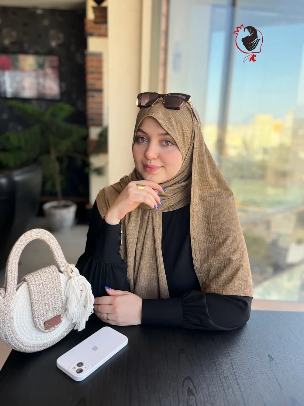 شال کشی نگیندار نسکافه ای — تصویر ۲