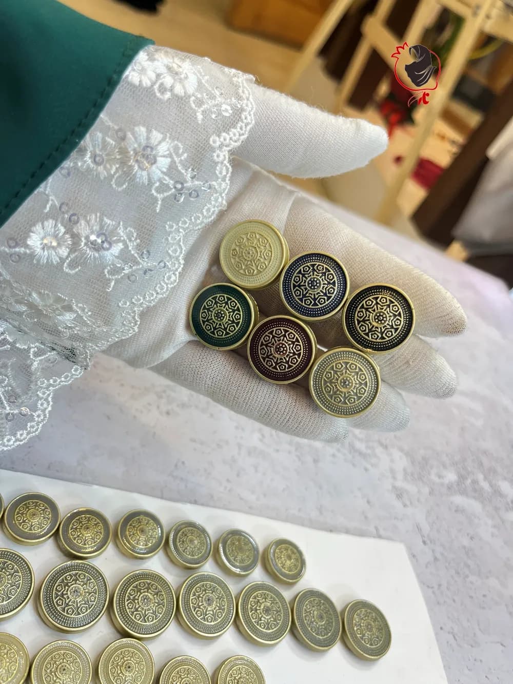 مگنت روسری سیاه قلم — تصویر ۳