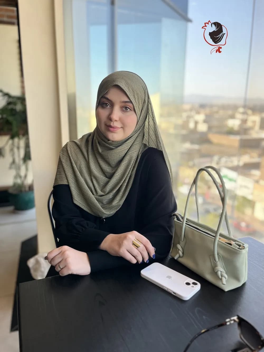 شال کشی نگیندار سبز کناری