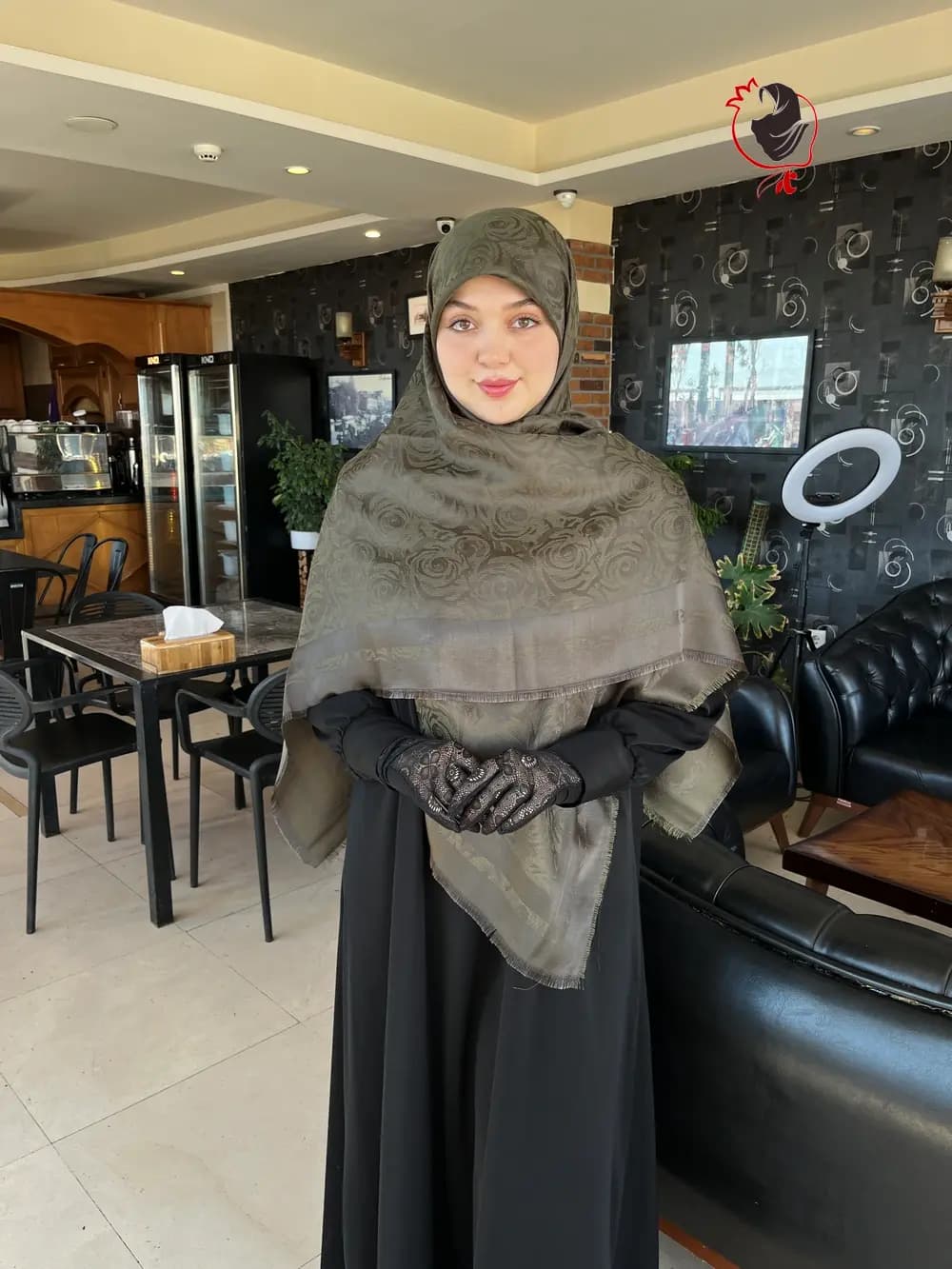 عبای صدف مشکی — تصویر ۲