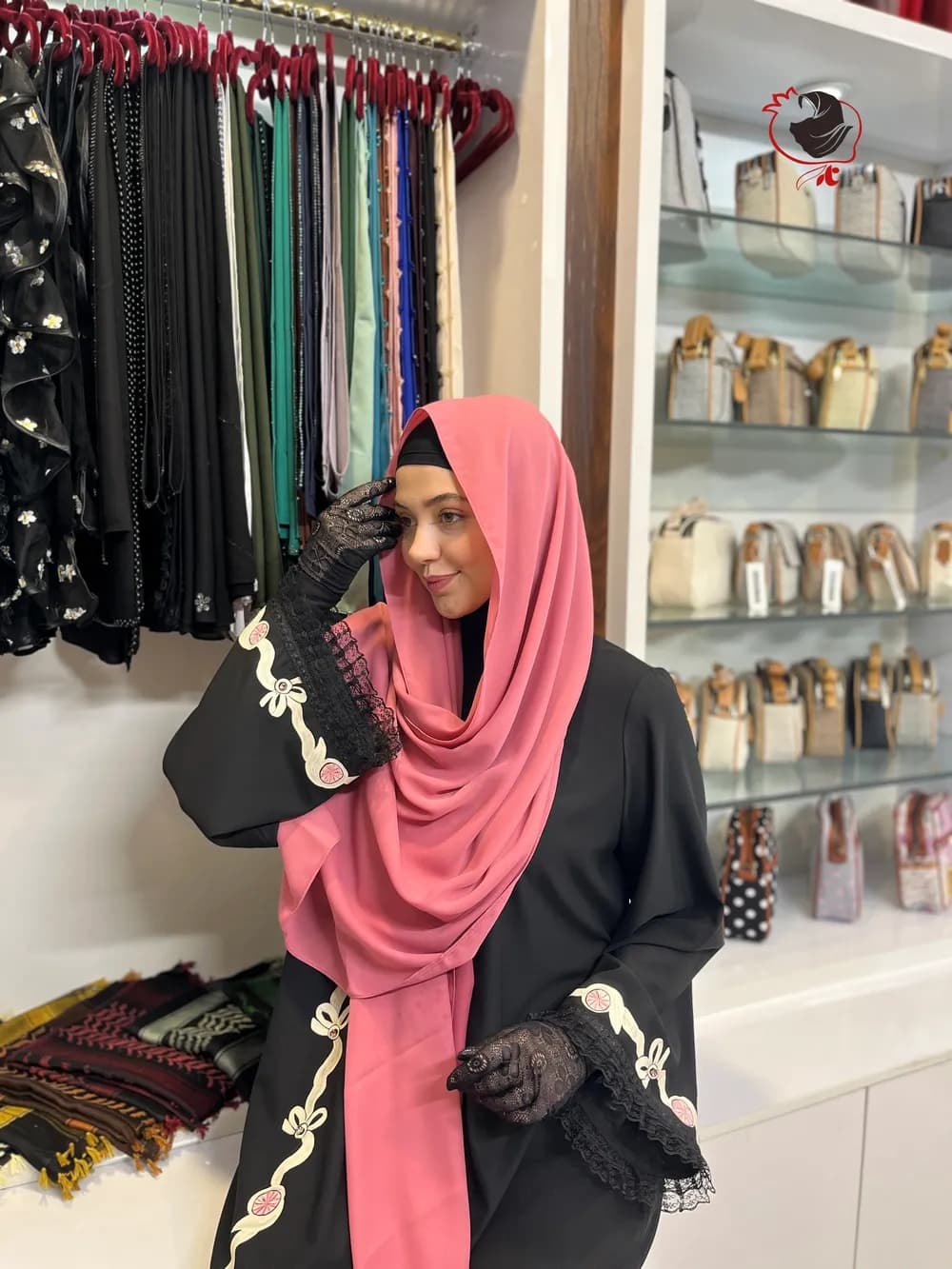 مقنعه حجاب زیر شالی مشکی — تصویر ۳