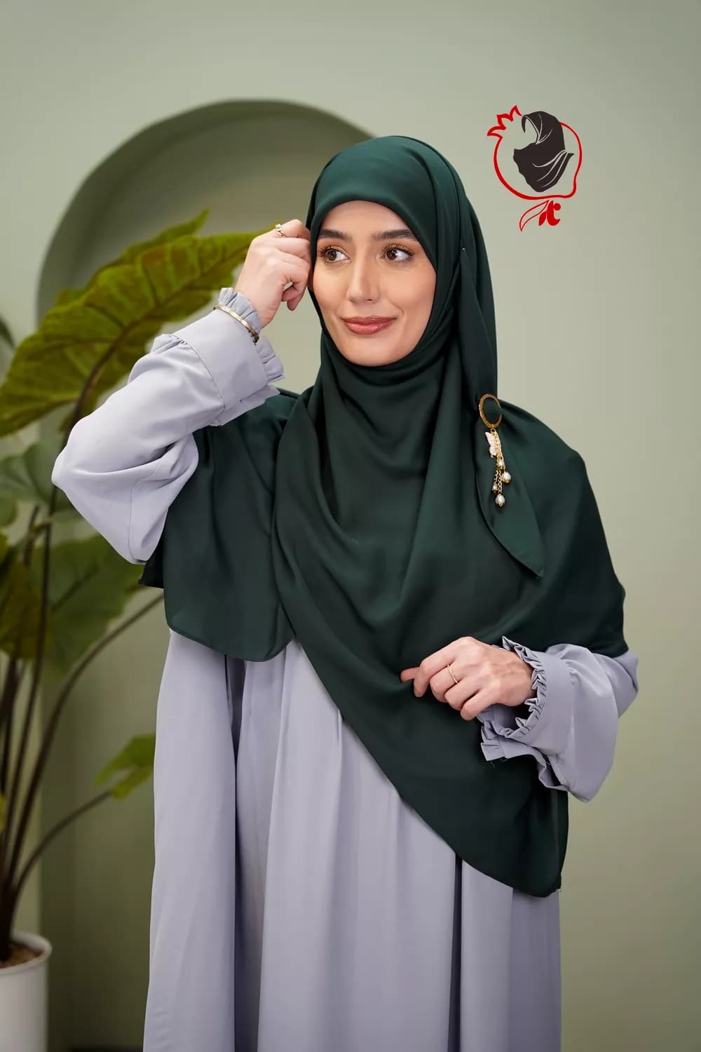 روسری حریرکرپ کشدار / بدون کش سبز — تصویر ۳