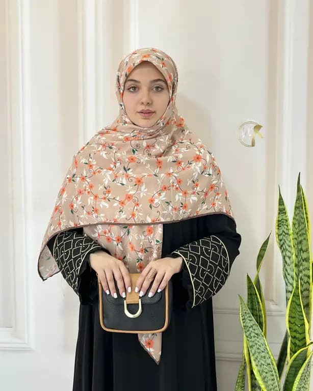 روسری سوپر نخ نسکافه ای گلگلی قواره بزرگ