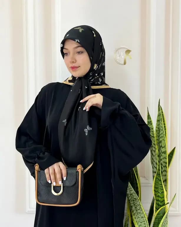 روسری سوپر نخ مشکی پروانه ای قواره متوسط — تصویر ۳