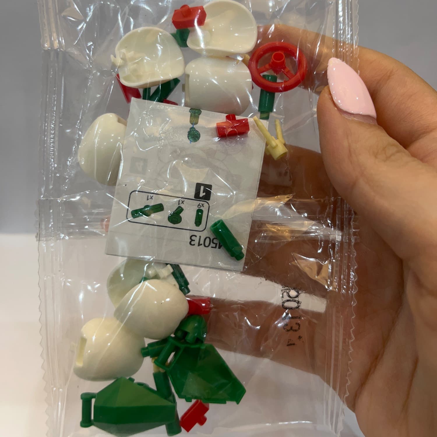 ساختنی 30 تکه ناب سل مدل گل مینیاتوری فلاور طرح شاخه گل کاملیا کد FLOWER BUILDING BLOCK M5013 — تصویر ۸