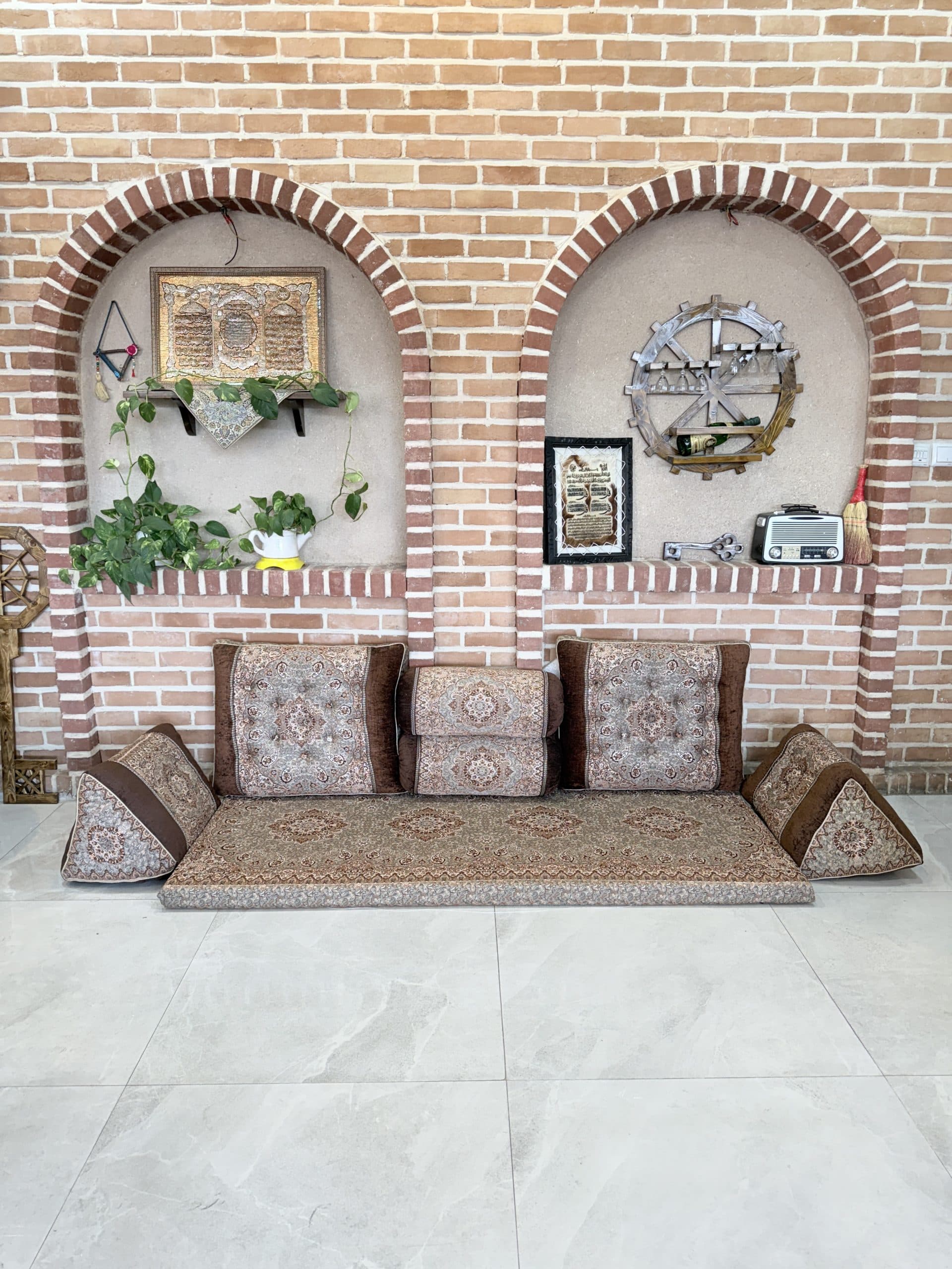 بالشت گرد سنتی گردویی طرح خان سالار ( یک جفت ) — تصویر ۴