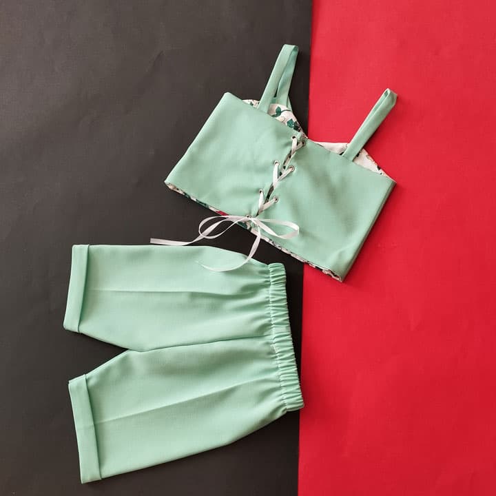 تاپ و شلوارک نوزادی طرح لاله — تصویر ۸