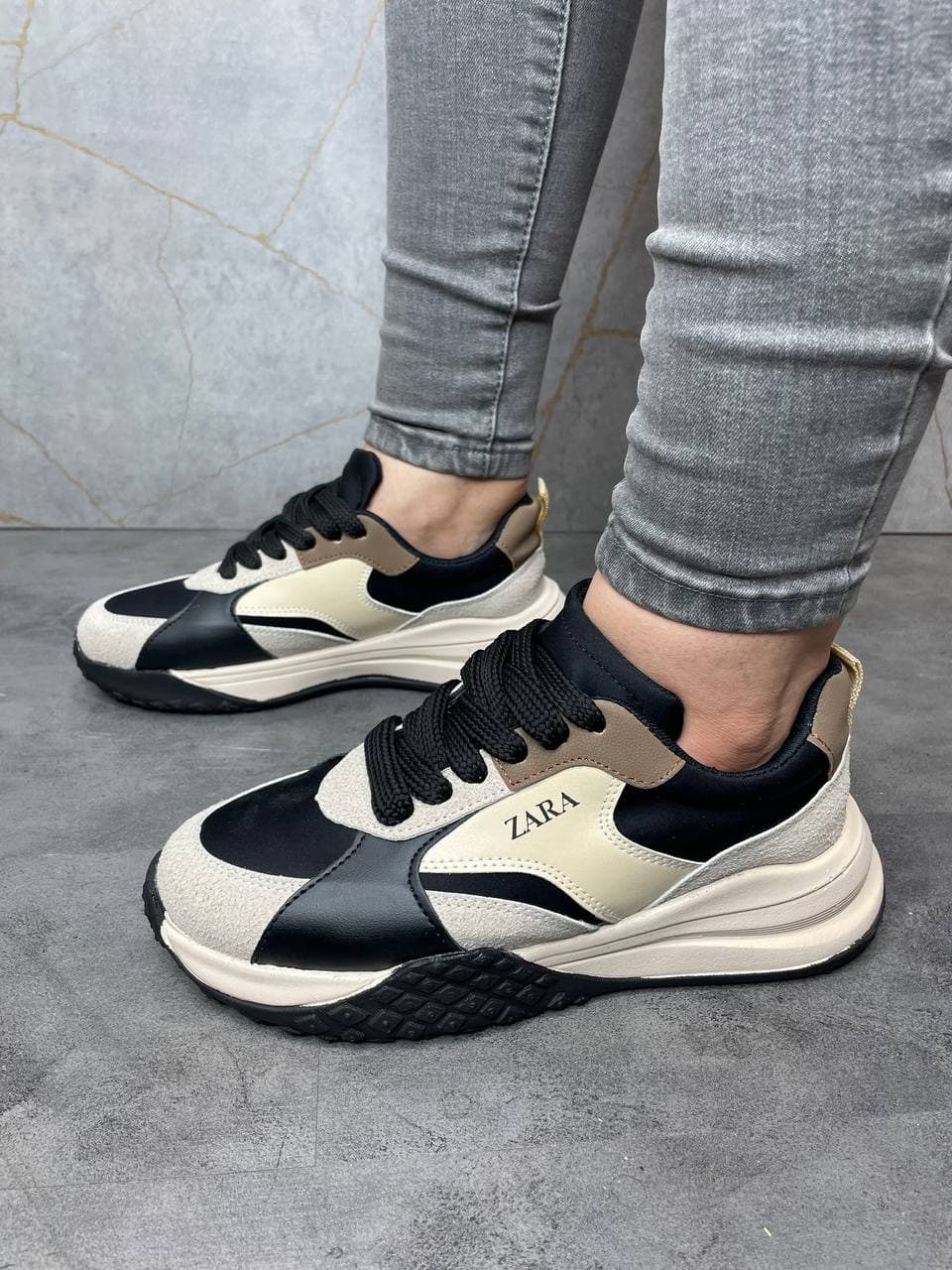 کتانی زارا — تصویر ۹