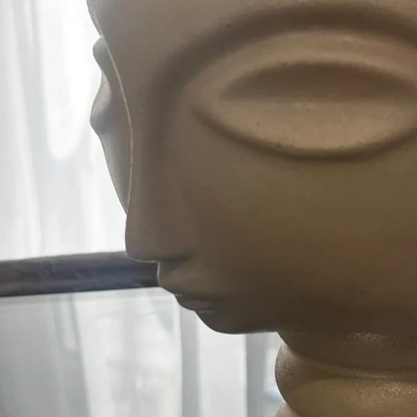 چراغ خواب رومیزی مدرن — تصویر ۹